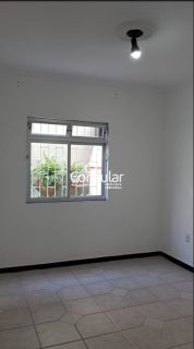 Casa Para Alugar com 3 quartos 1 suítes no bairro Ponte do Imaruim em Palhoça