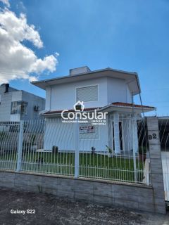 Casa Para Alugar no bairro Aririú em Palhoça