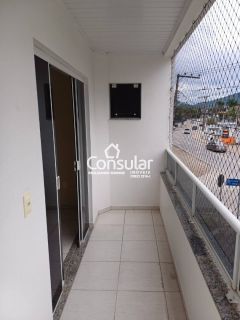 Apartamento Para Alugar com 3 quartos 1 suítes no bairro Aririú em Palhoça