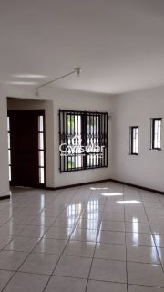 Casa para locação Comercial ou Residencial com 5 quartos 2 suítes no bairro Ponte do Imaruim em Palhoça