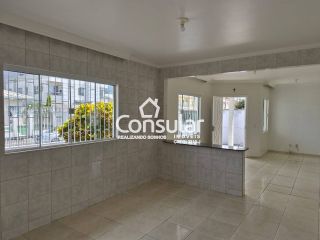 Casa Para Alugar com 3 quartos no bairro Aririú em Palhoça
