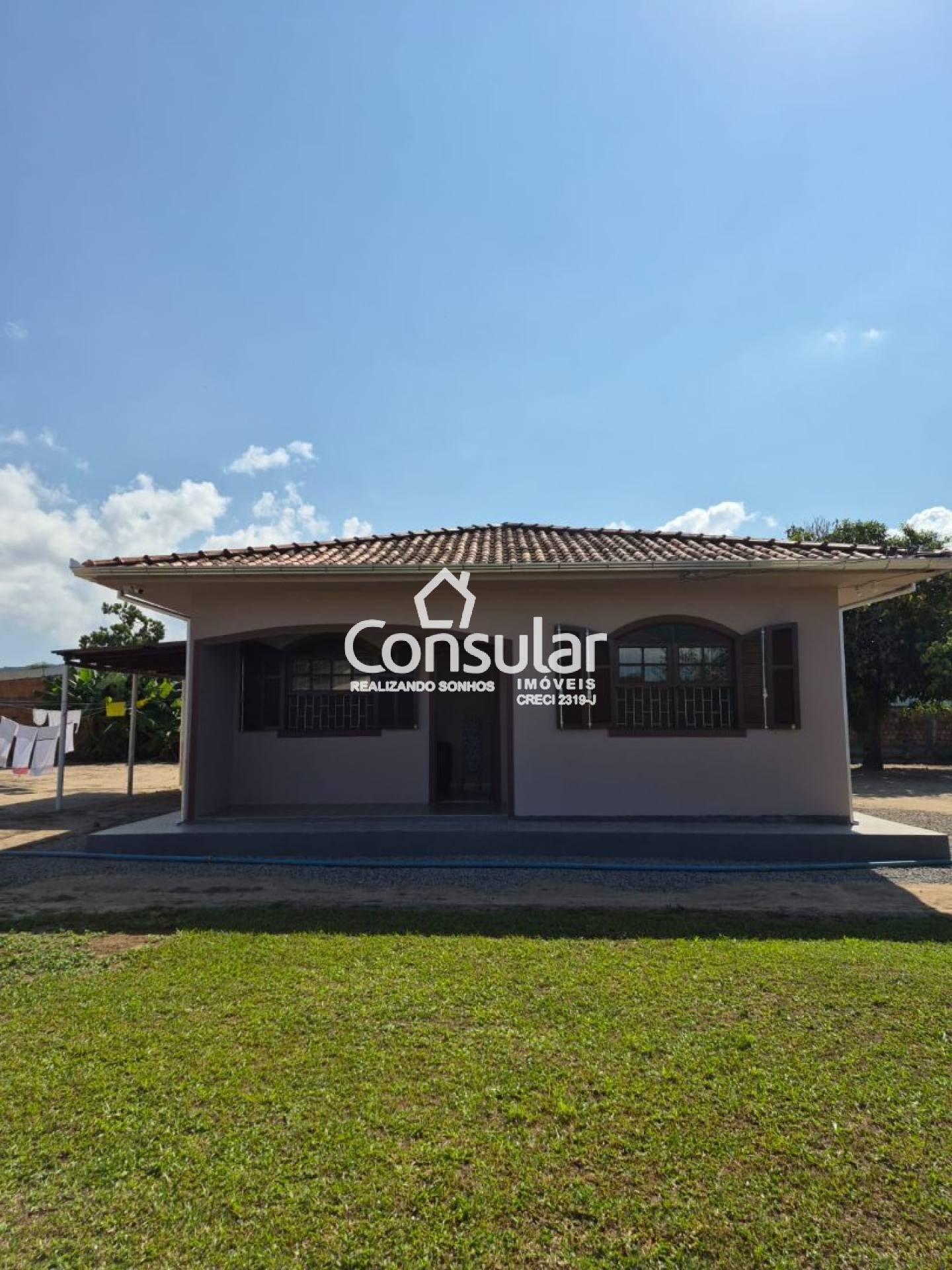 Casa Para Alugar com 3 quartos no bairro Aririú em Palhoça