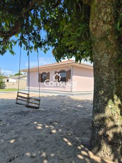 Casa Para Alugar com 3 quartos no bairro Aririú em Palhoça