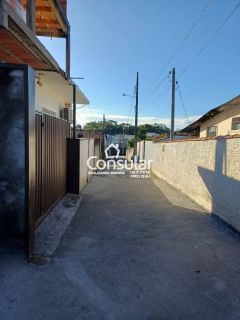 Casa Para Alugar com 3 quartos no bairro Aririú em Palhoça
