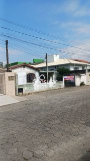 Lote / Terreno de Bairro Para Vender no bairro Ponte do Imaruim em Palhoça