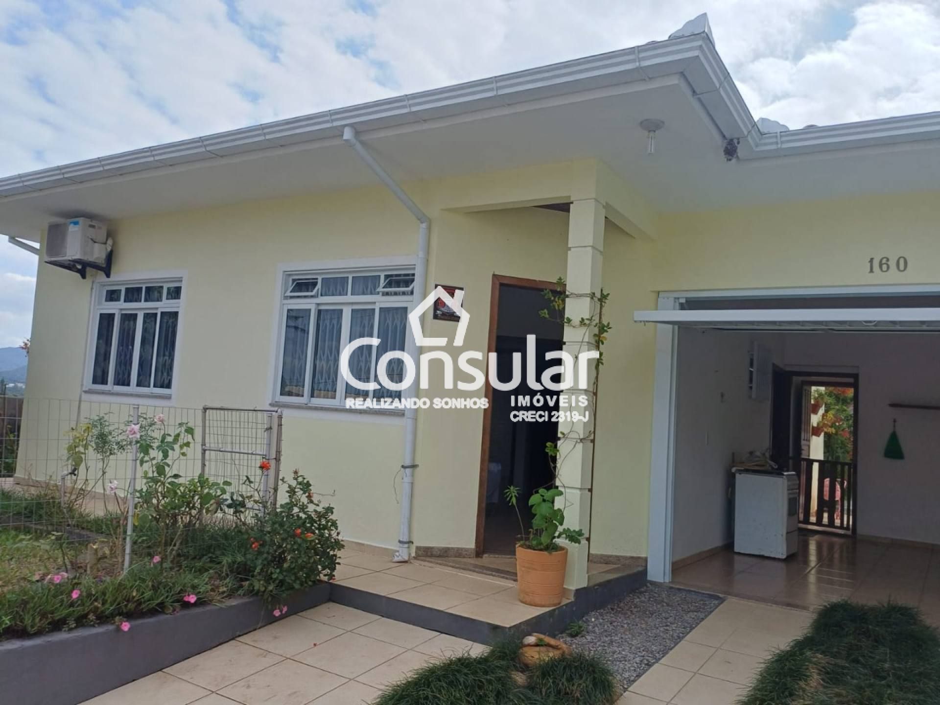 Casa Para Alugar com 3 quartos no bairro Flor de Nápoles em São José