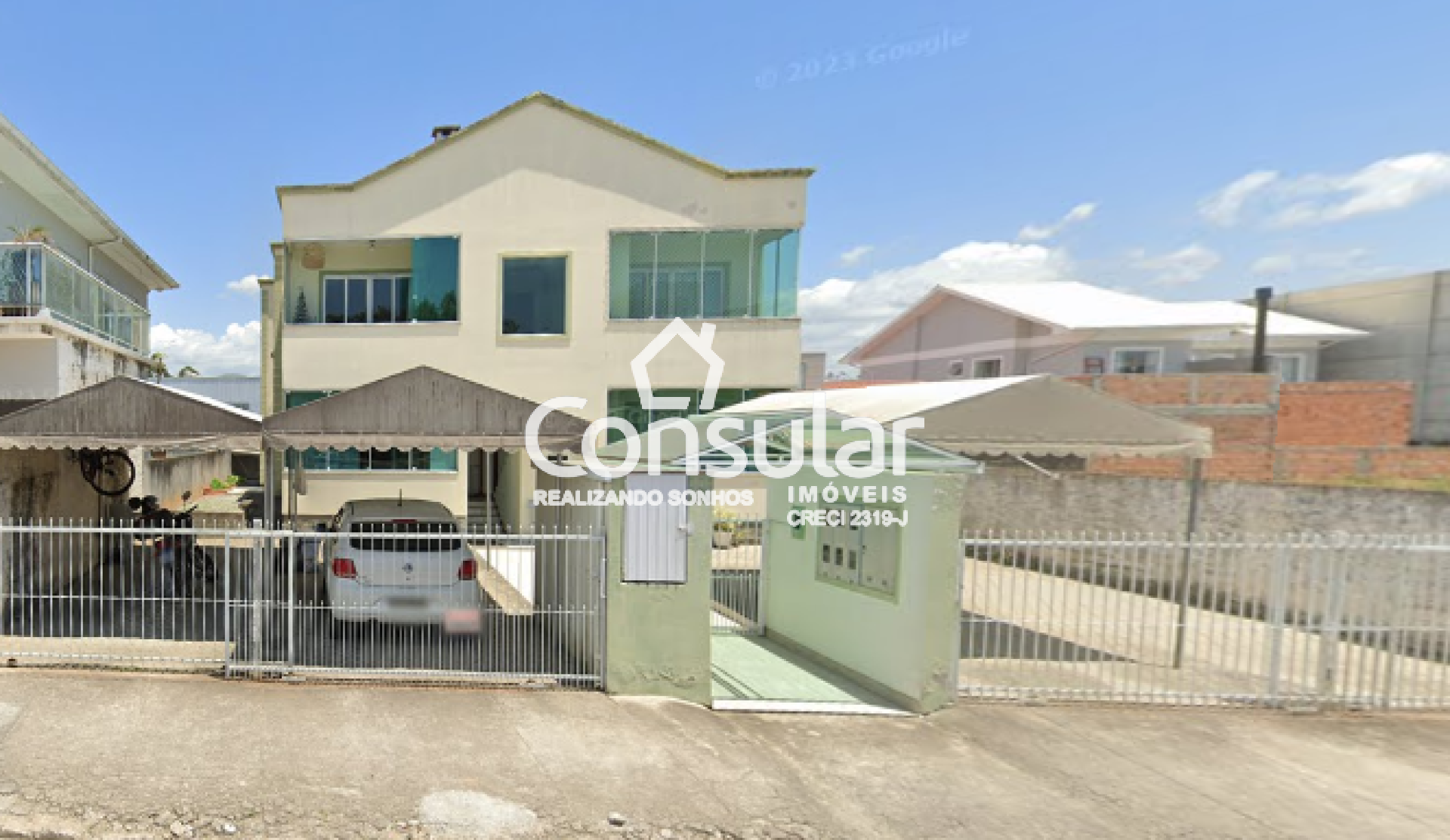 Apartamento Para Alugar com 2 quartos no bairro Aririú em Palhoça