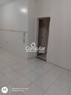 Apartamento Para Alugar com 3 quartos 1 suítes no bairro Aririú em Palhoça