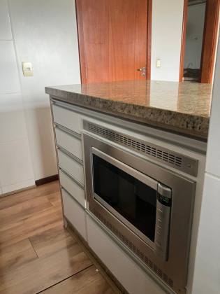 APARTAMENTO MOBILIADO COM 2 QUARTOS PRONTO PARA MORAR NO ARIRIÚ