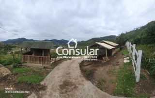 SÍTIO COM CASA ESPAÇOSA E ACONCHEGANTE A VENDA EM PAULO LOPES
