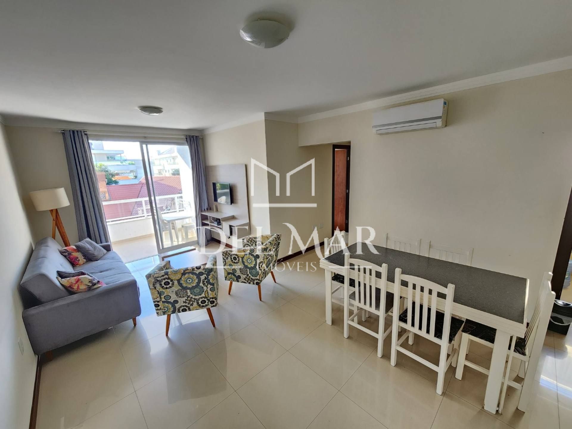 Apartamento com vista para o mar