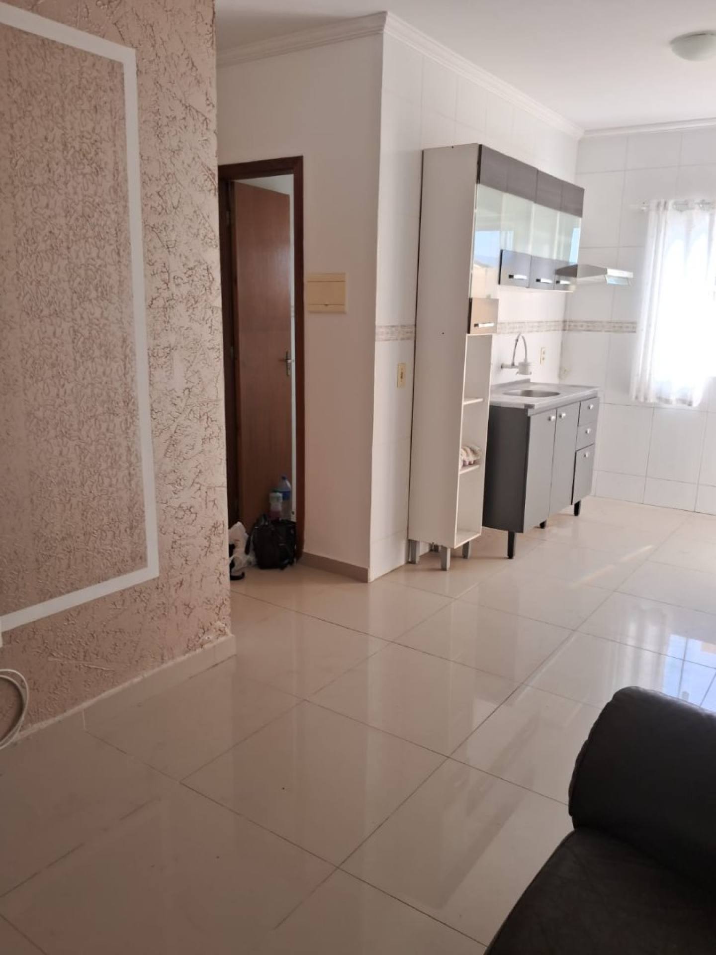 Apartamento com 2 quartos perto da entrada dos Ingleses