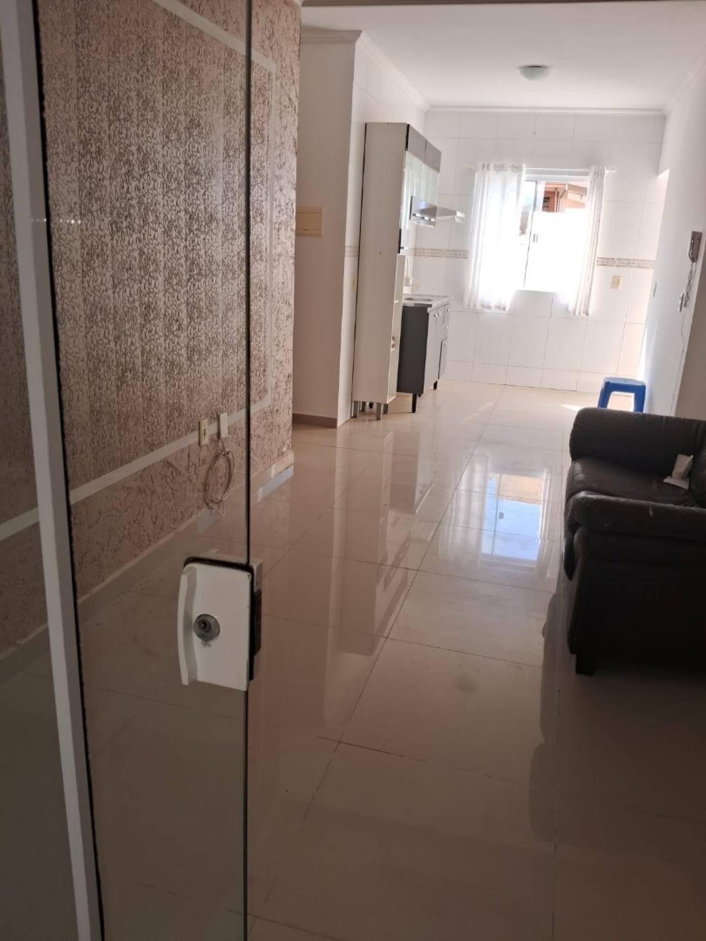 Apartamento com 2 quartos perto da entrada dos Ingleses