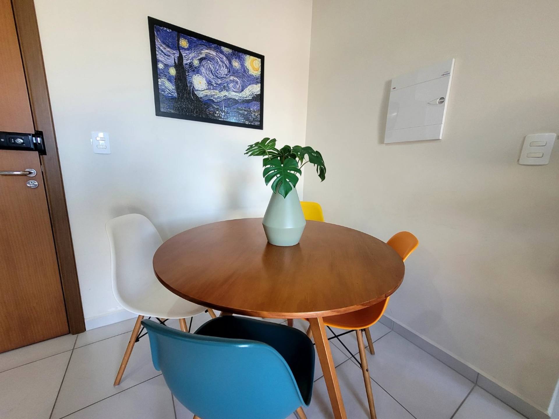 Apartamento a venda com 2 quartos financiável. Estrutura lazer