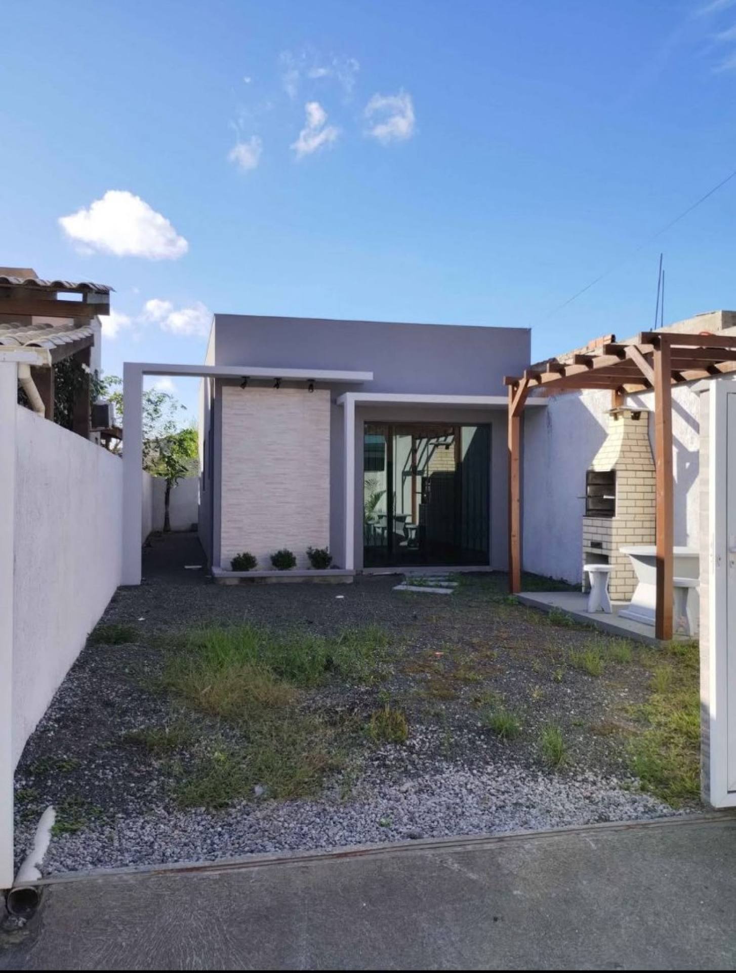 CASA A VENDA NO RIO VERMELHO