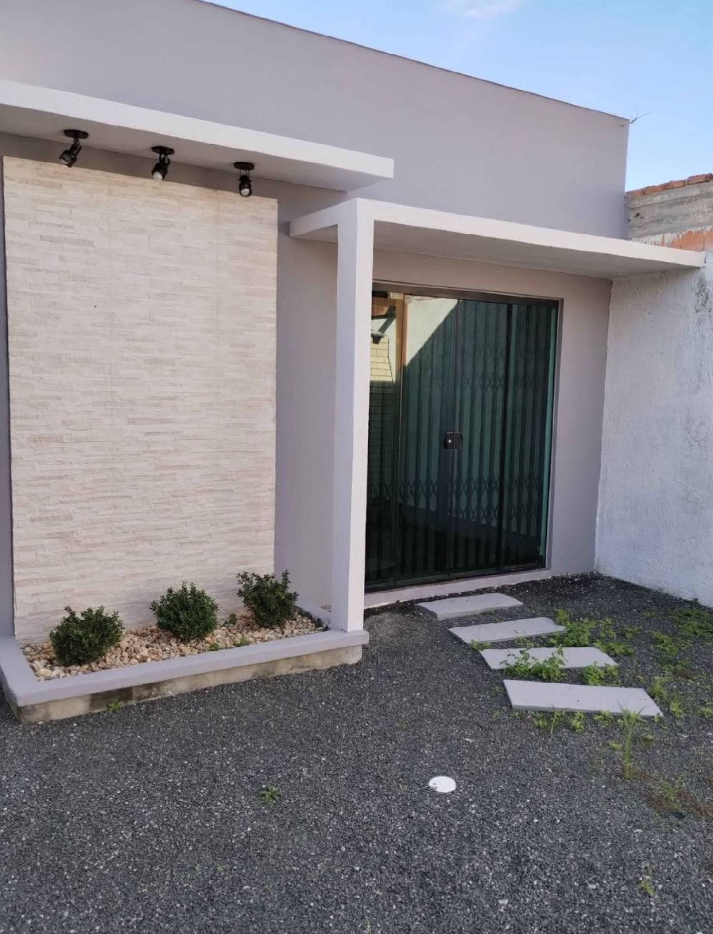 CASA A VENDA NO RIO VERMELHO