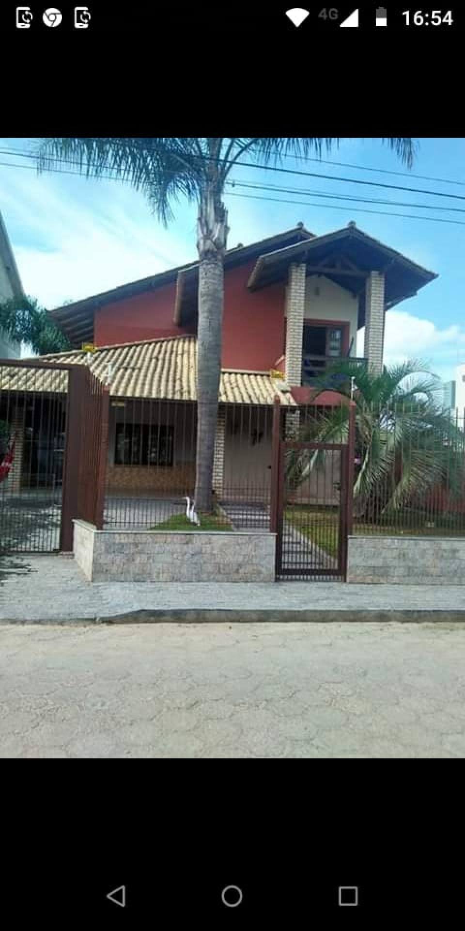 CASA A VENDA