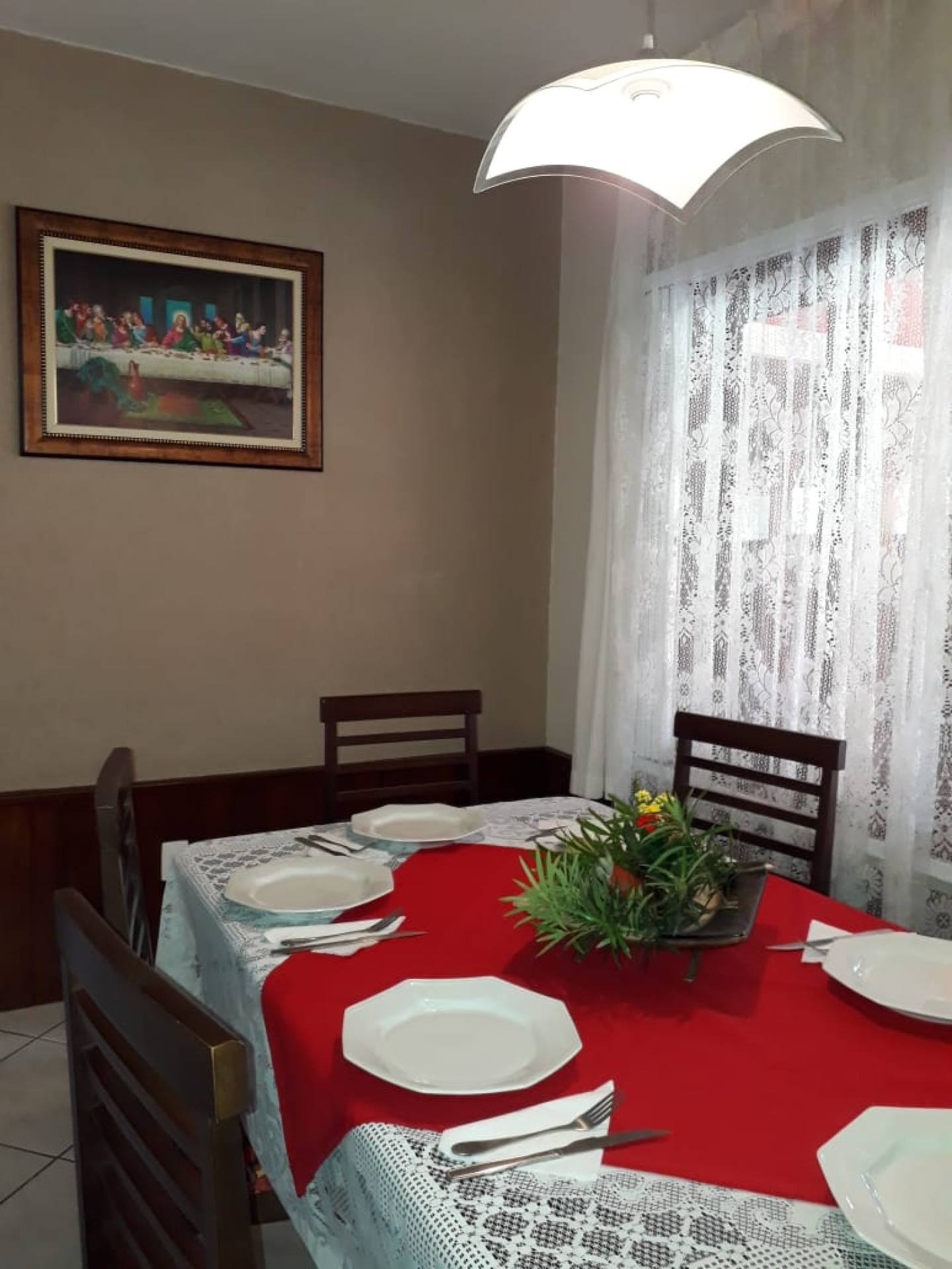 CASA A VENDA