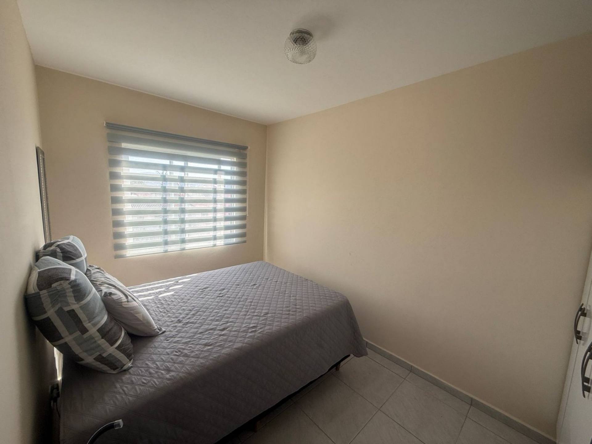 Apartamento de 2 quartos perto da ponte de Florianópolis