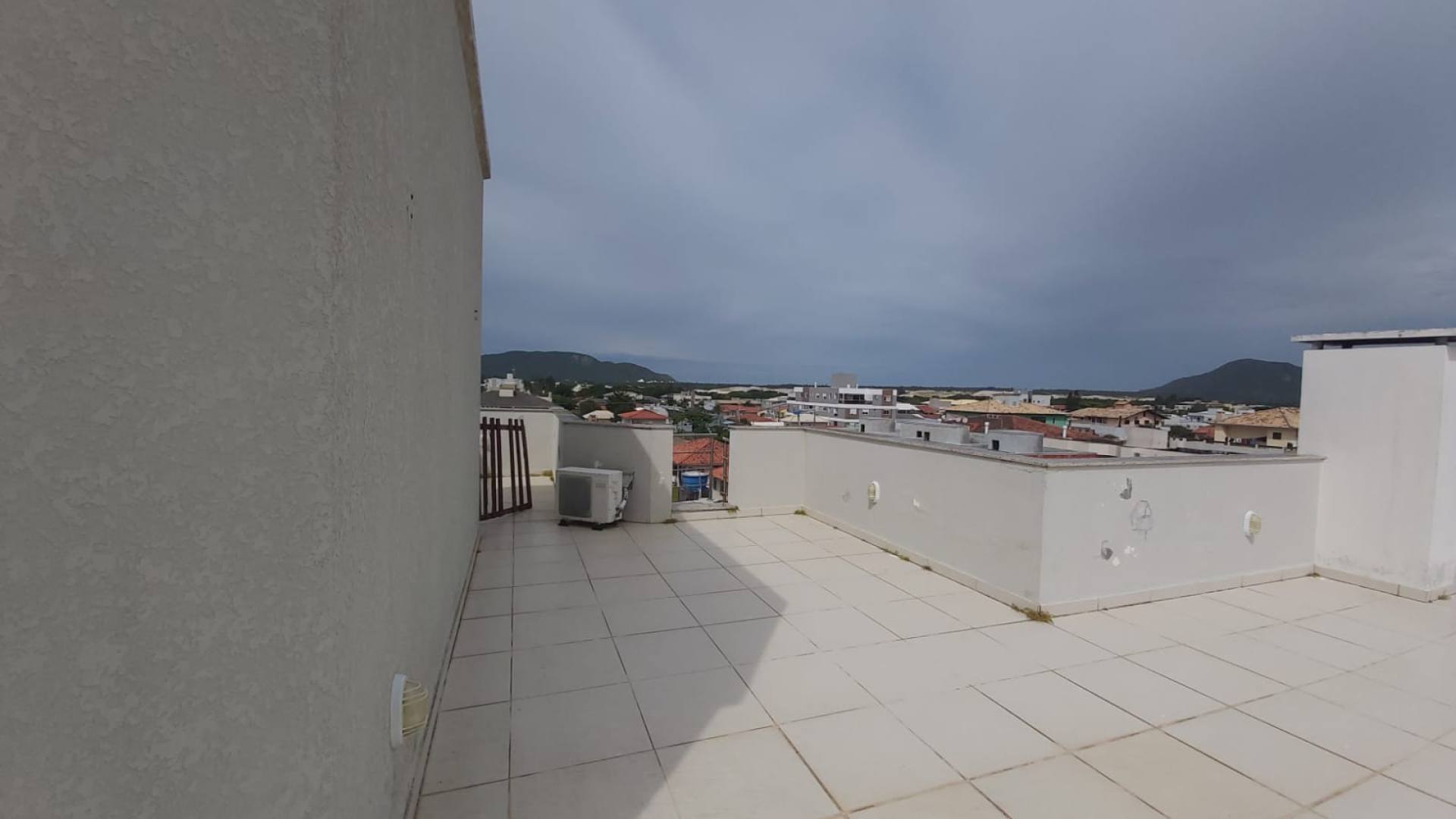 COBERTURA A VENDA