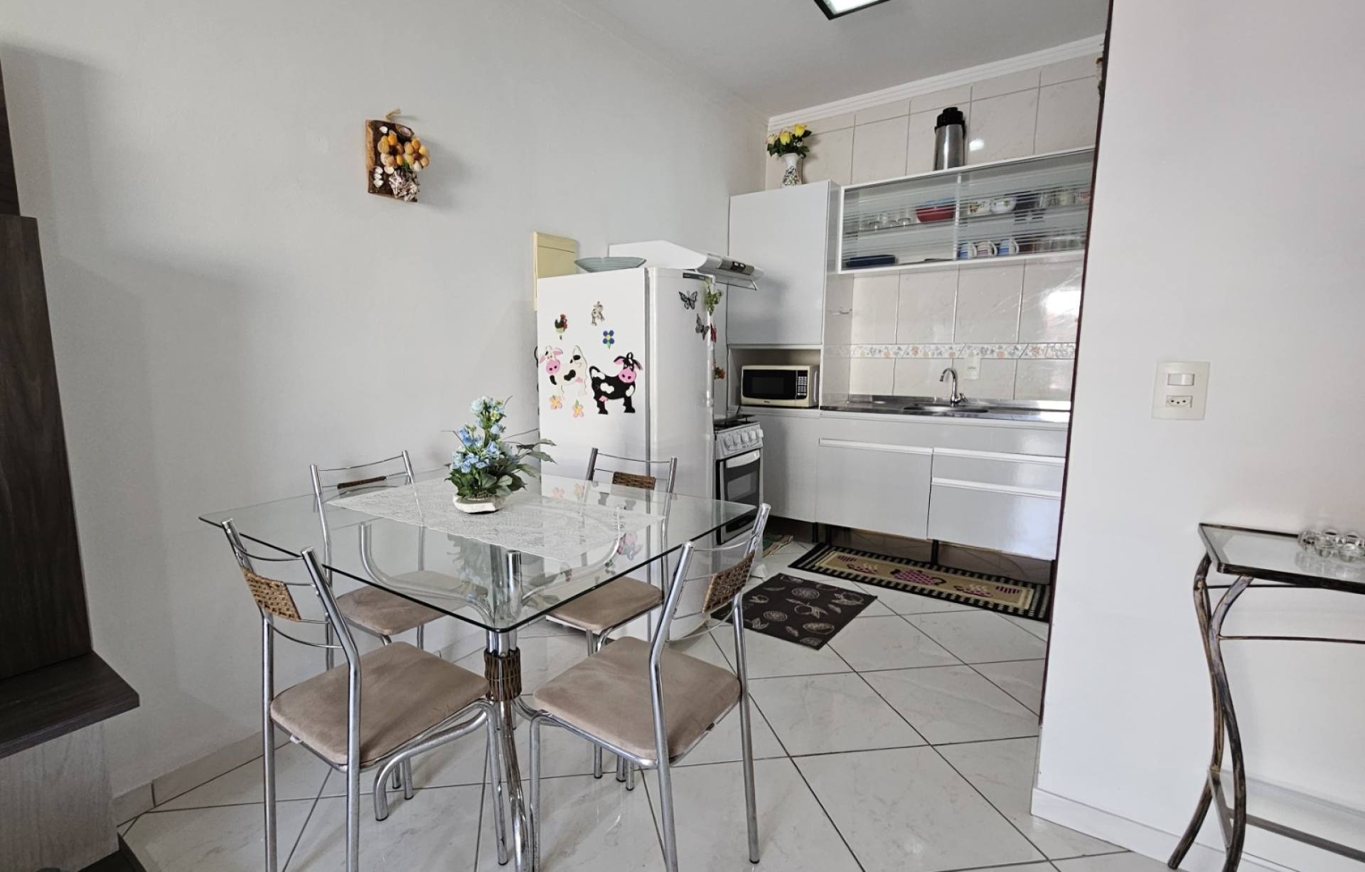 VENDA APARTAMENTO EM INGLESES