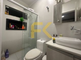 SOBRADO À VENDA - BALNEÁRIO PEREQUÊ