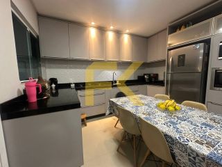 SOBRADO À VENDA - BALNEÁRIO PEREQUÊ