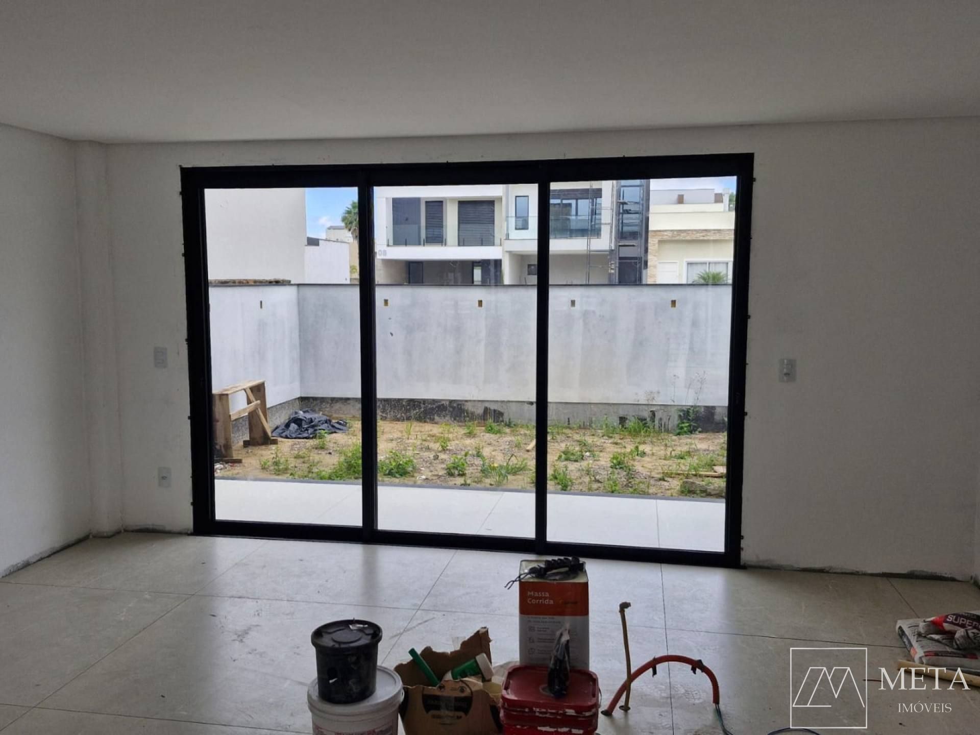 Casa com 3 dormitórios (1 suíte) de alto padrão no Delta Ville - Biguaçu/SC