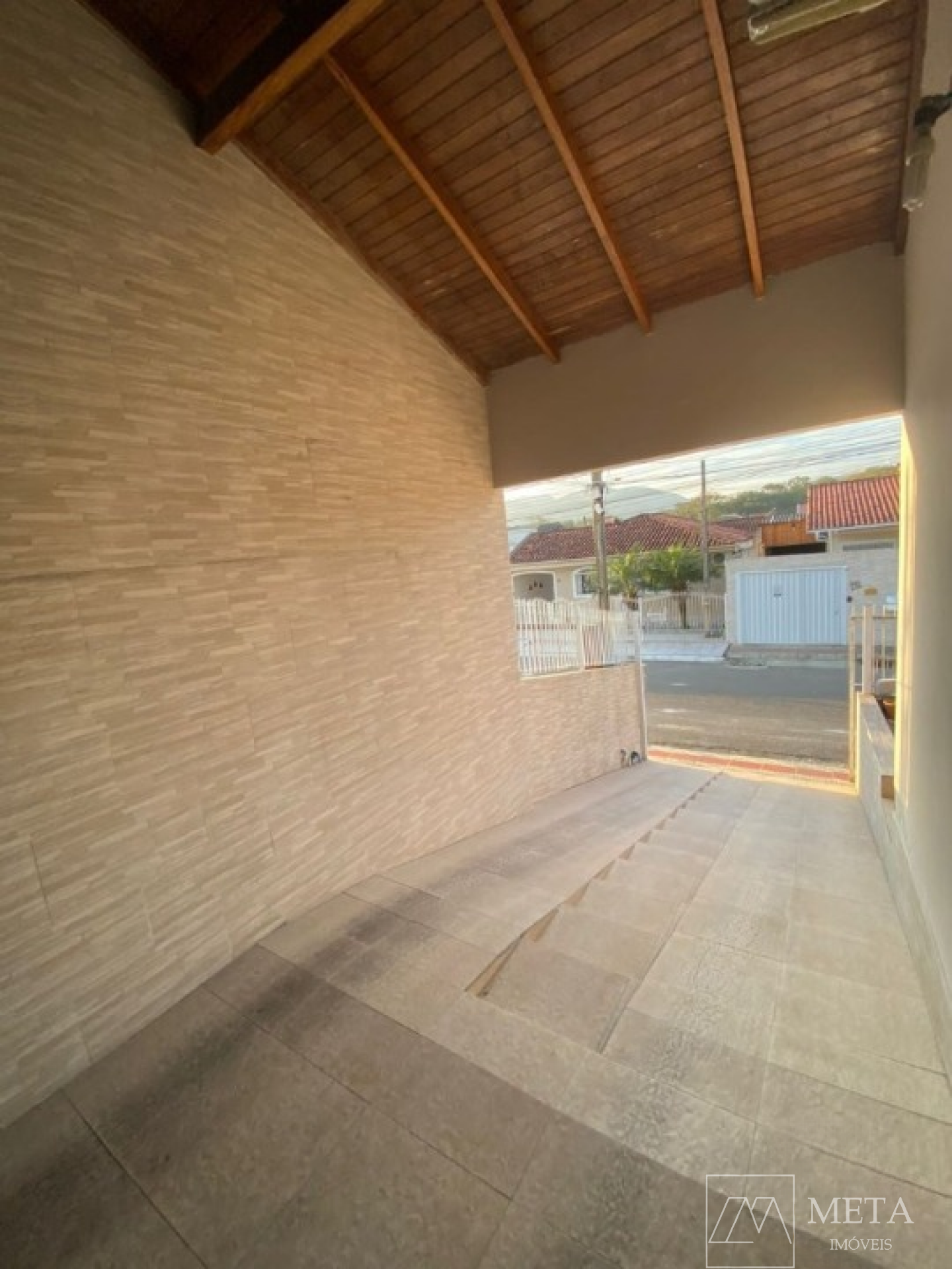 Casa de 3 dormitórios (1 suíte) em Forquilhas - São José/SC