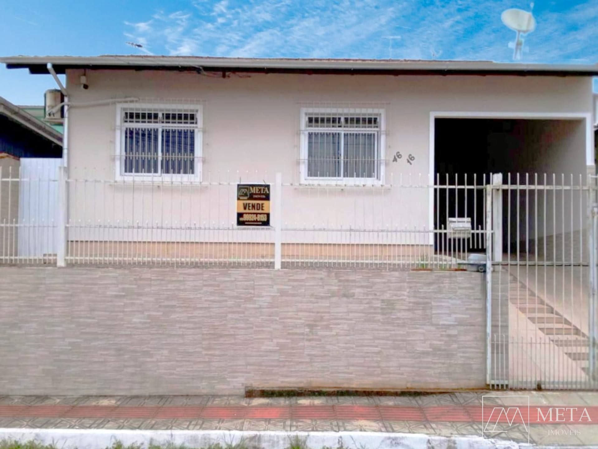 Casa de 3 dormitórios (1 suíte) em Forquilhas - São José/SC