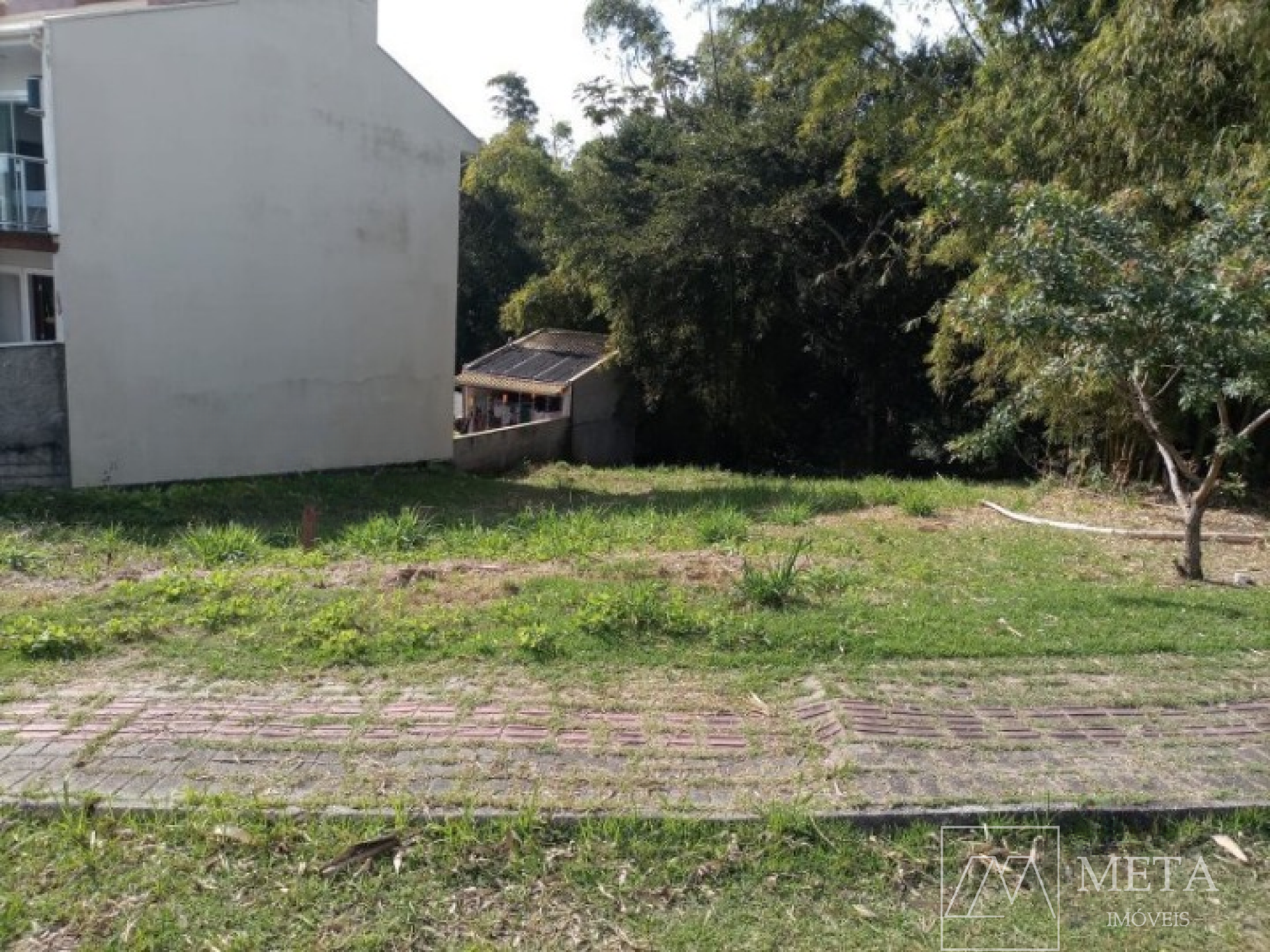 Terreno Comercial de 377,44m² em Forquilhas - São José/SC