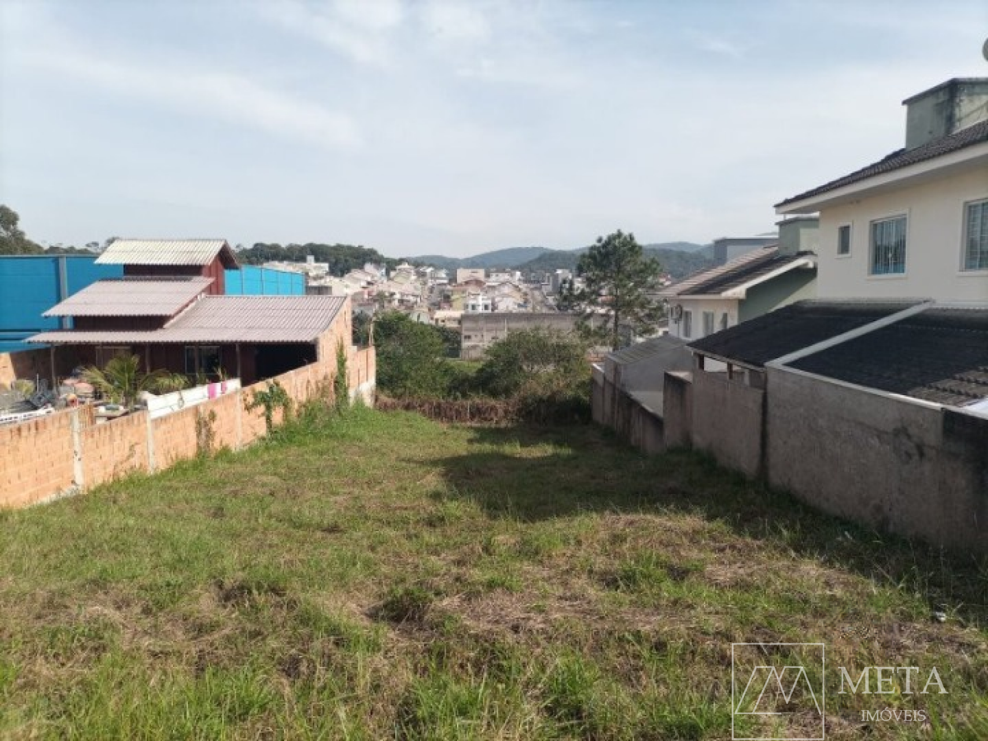 Terreno de 484,80 m² em Forquilhas - São José/SC