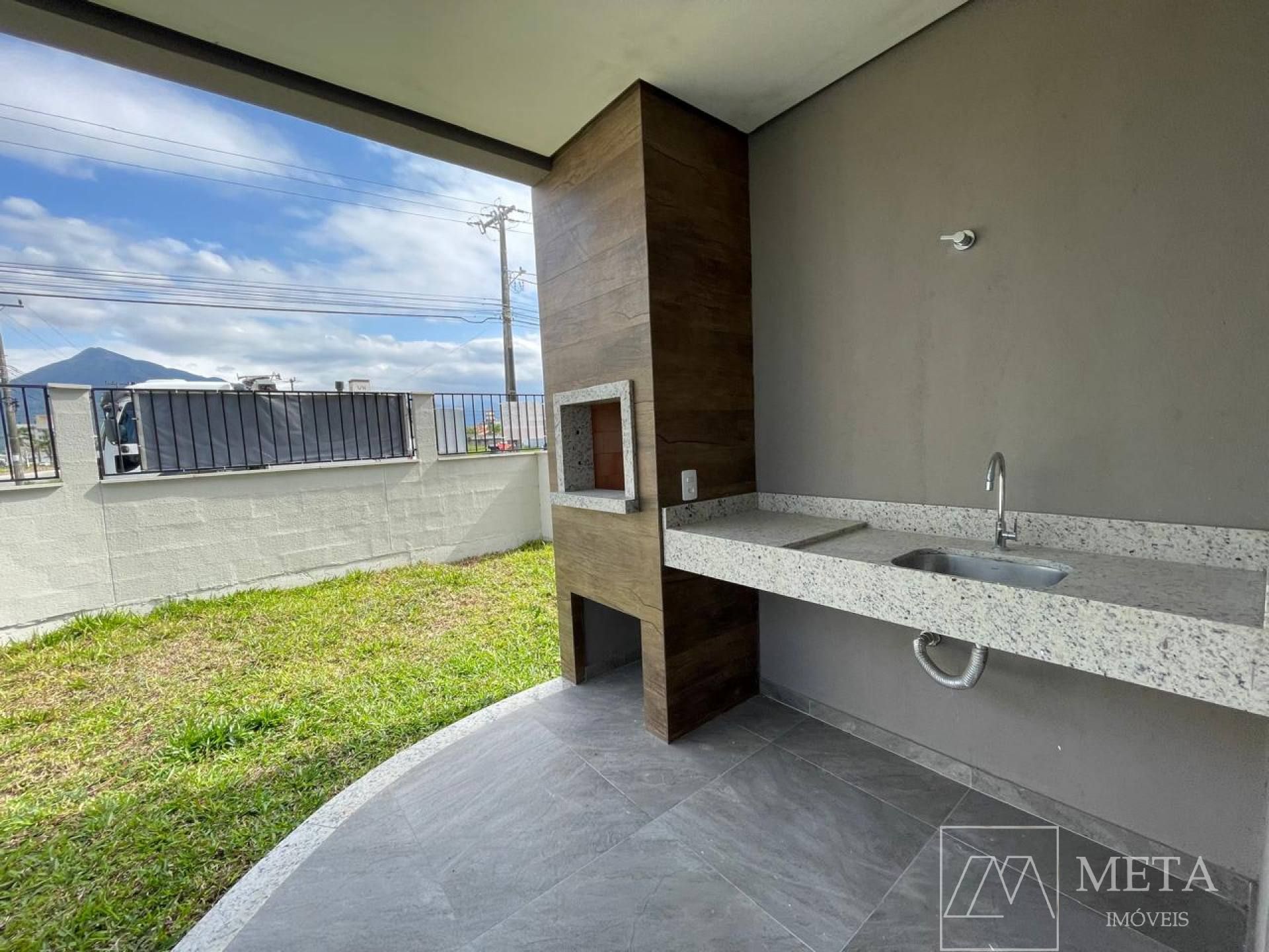 Sobrado de 3 dormitórios (1 suíte) na nova Palhoça - Villa Florença - Palhoça/SC