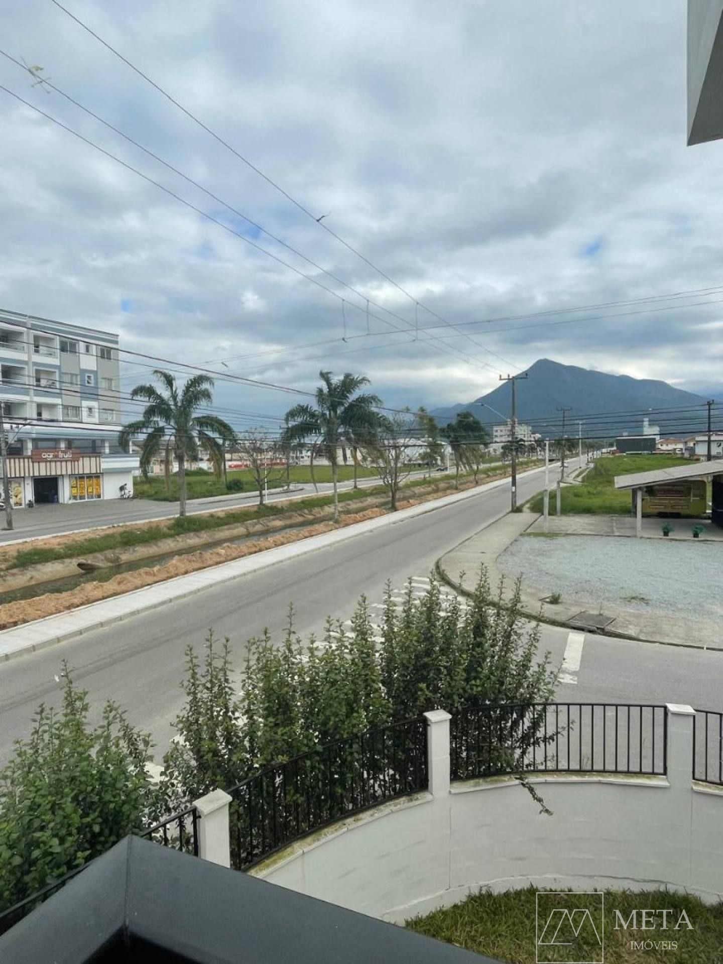 Sobrado de 3 dormitórios (1 suíte) na nova Palhoça - Villa Florença - Palhoça/SC