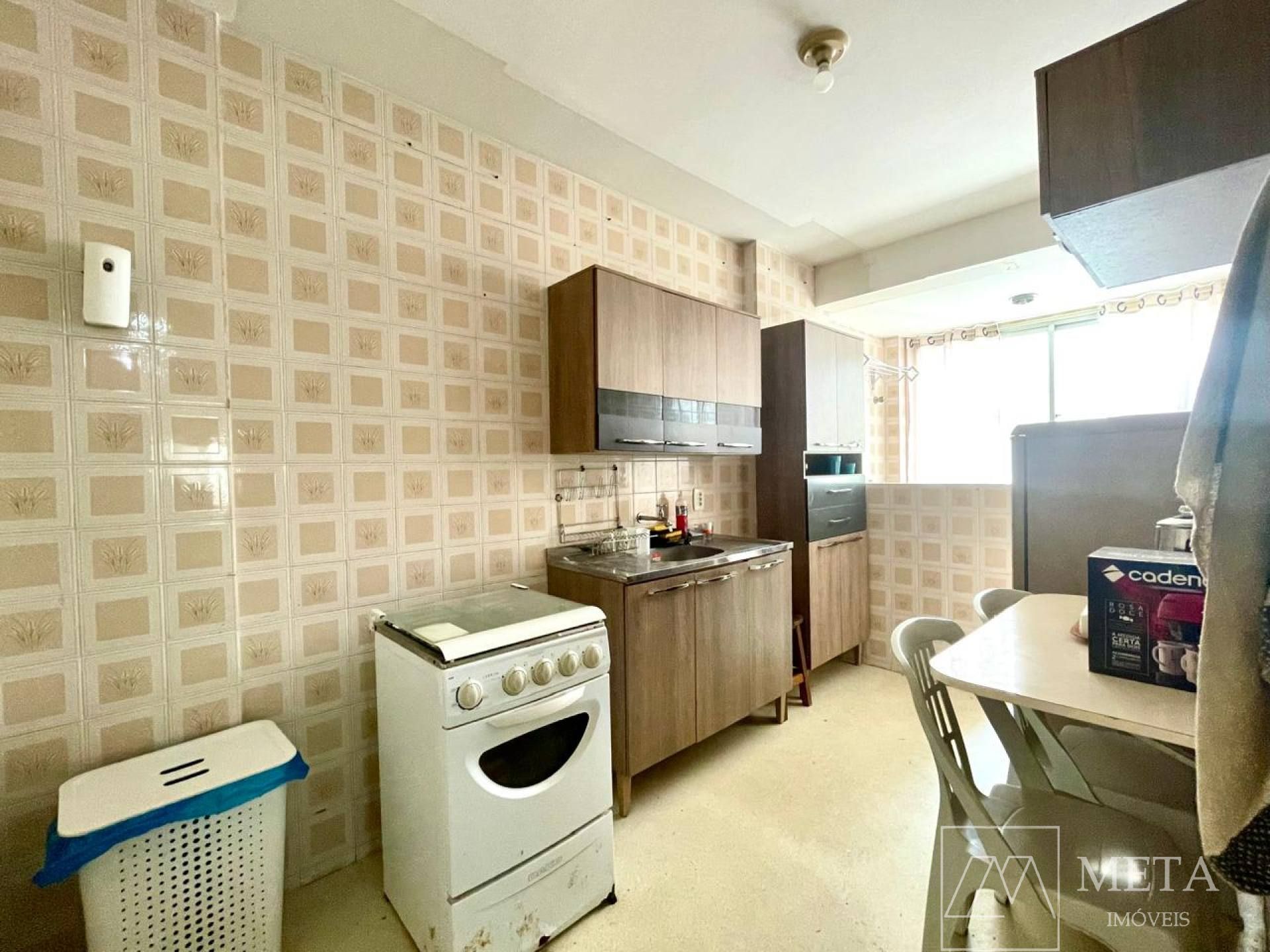 Apartamento de 2 dormitórios em Coqueiros - Florianópolis/SC