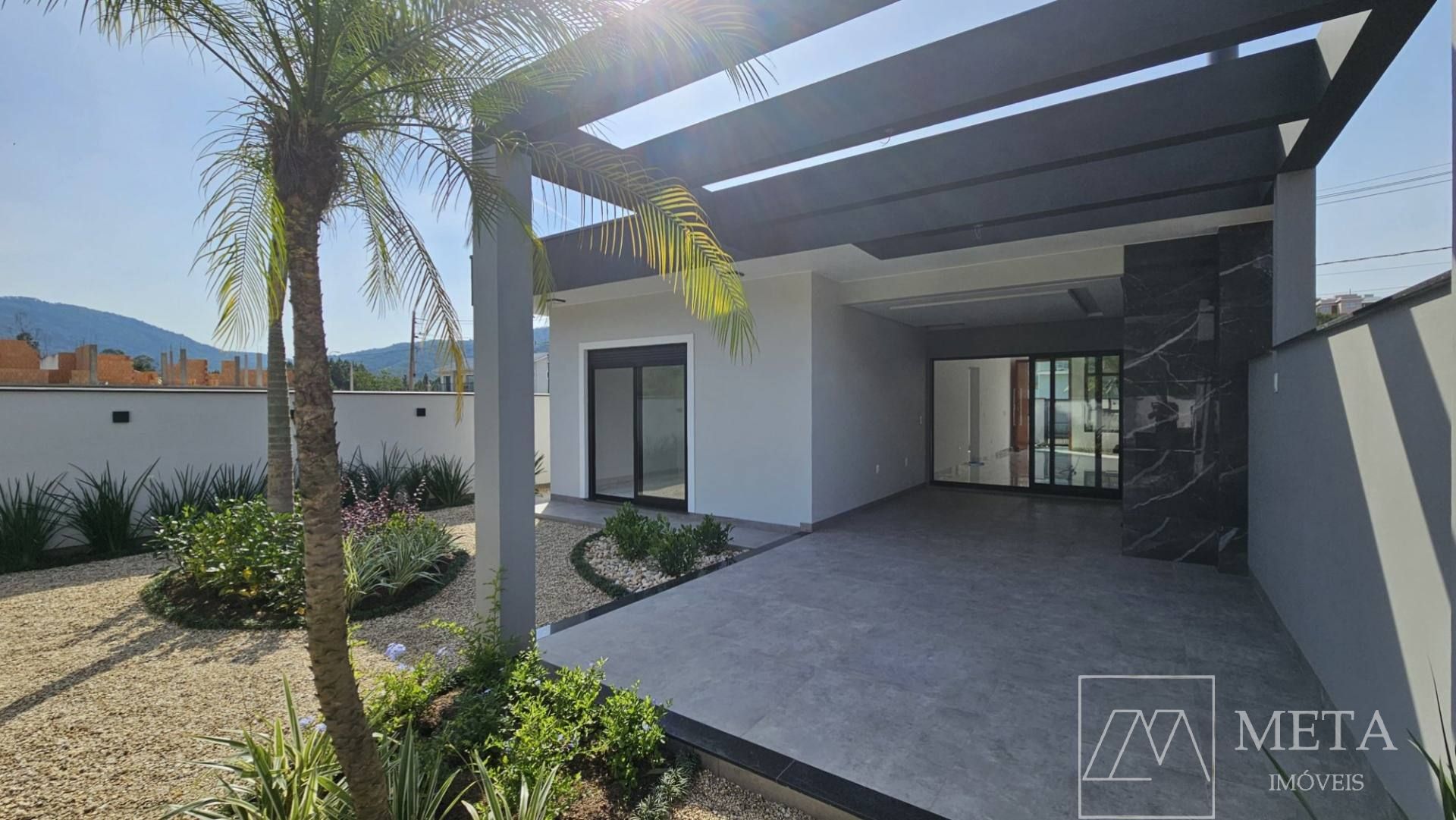 Casa de alto padrão em Potecas - São José