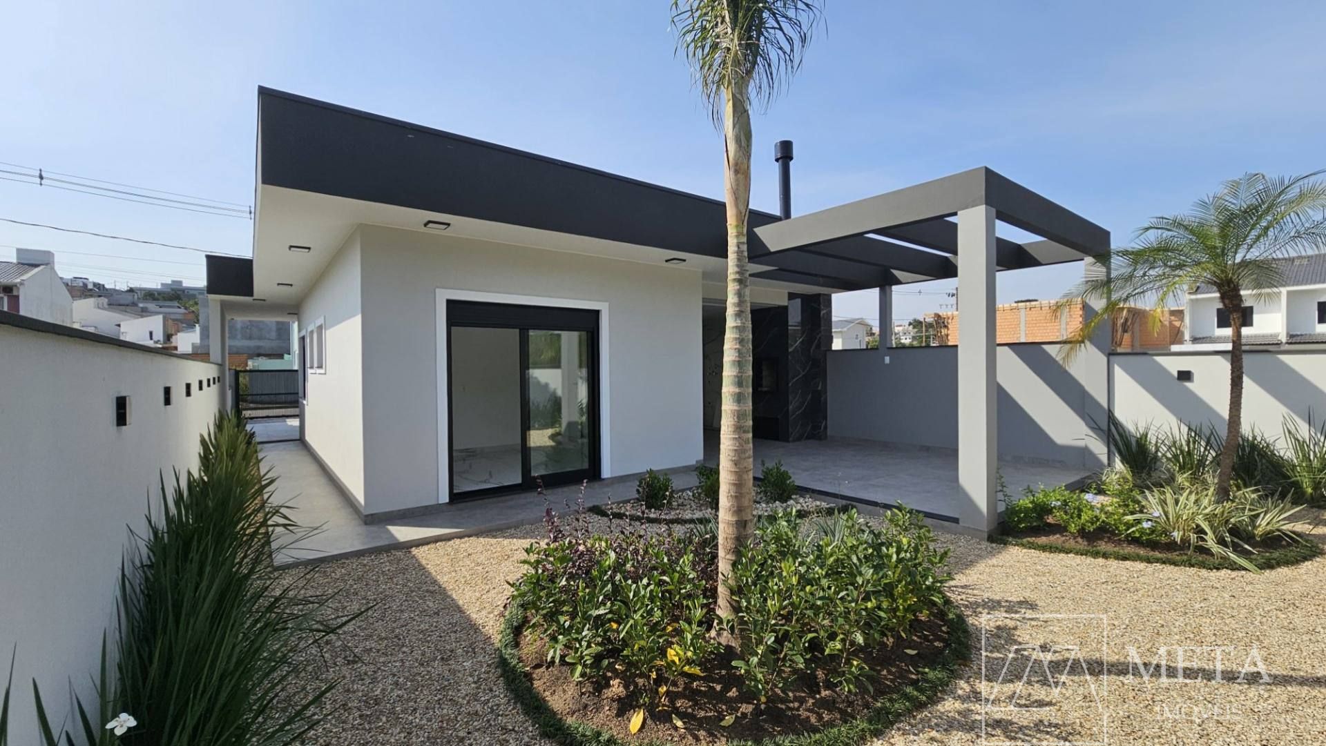 Casa de alto padrão em Potecas - São José