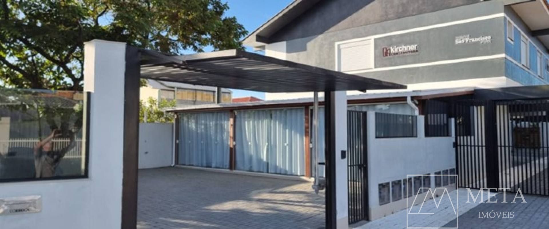 Casa de 4 dormitórios (1 suíte) na Praia da Pinheira - Palhoça/SC