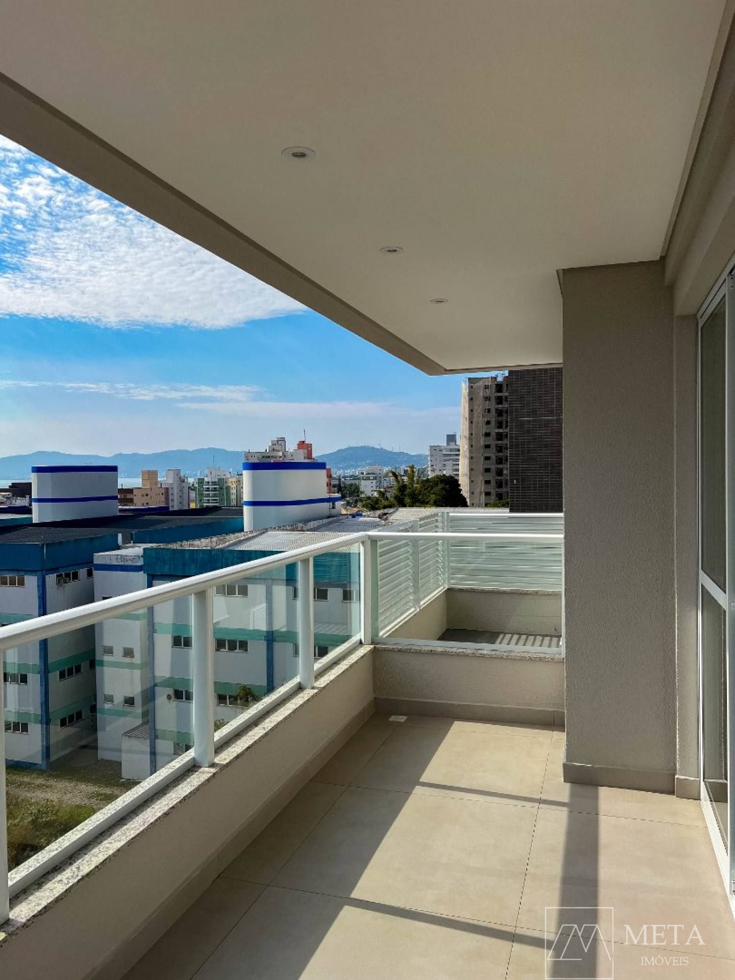 Lançamento de apartamentos de 2 dormitórios Barreiros - São José