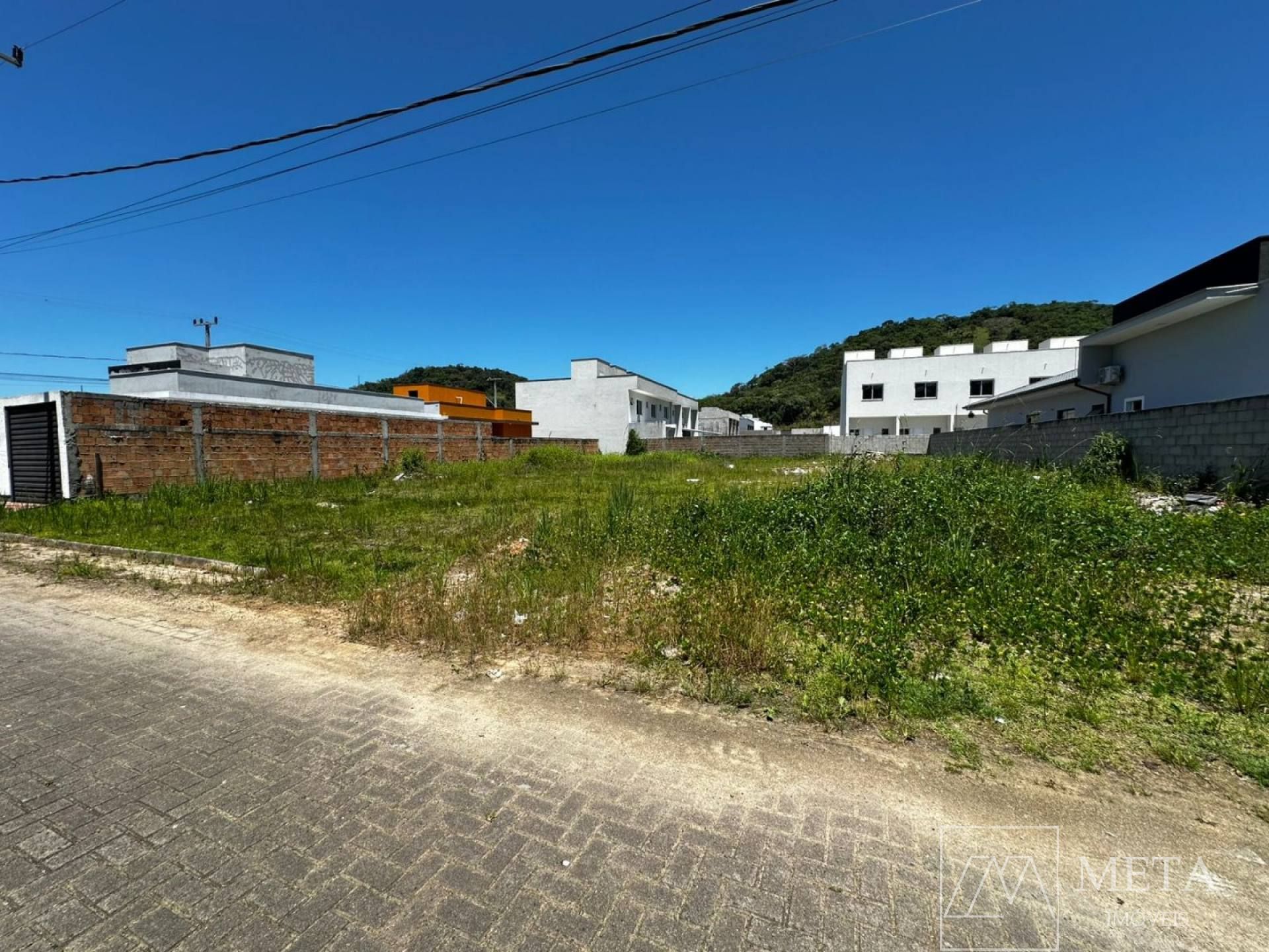 Terreno de 360 m² no Sertão do Maruim - São José/SC
