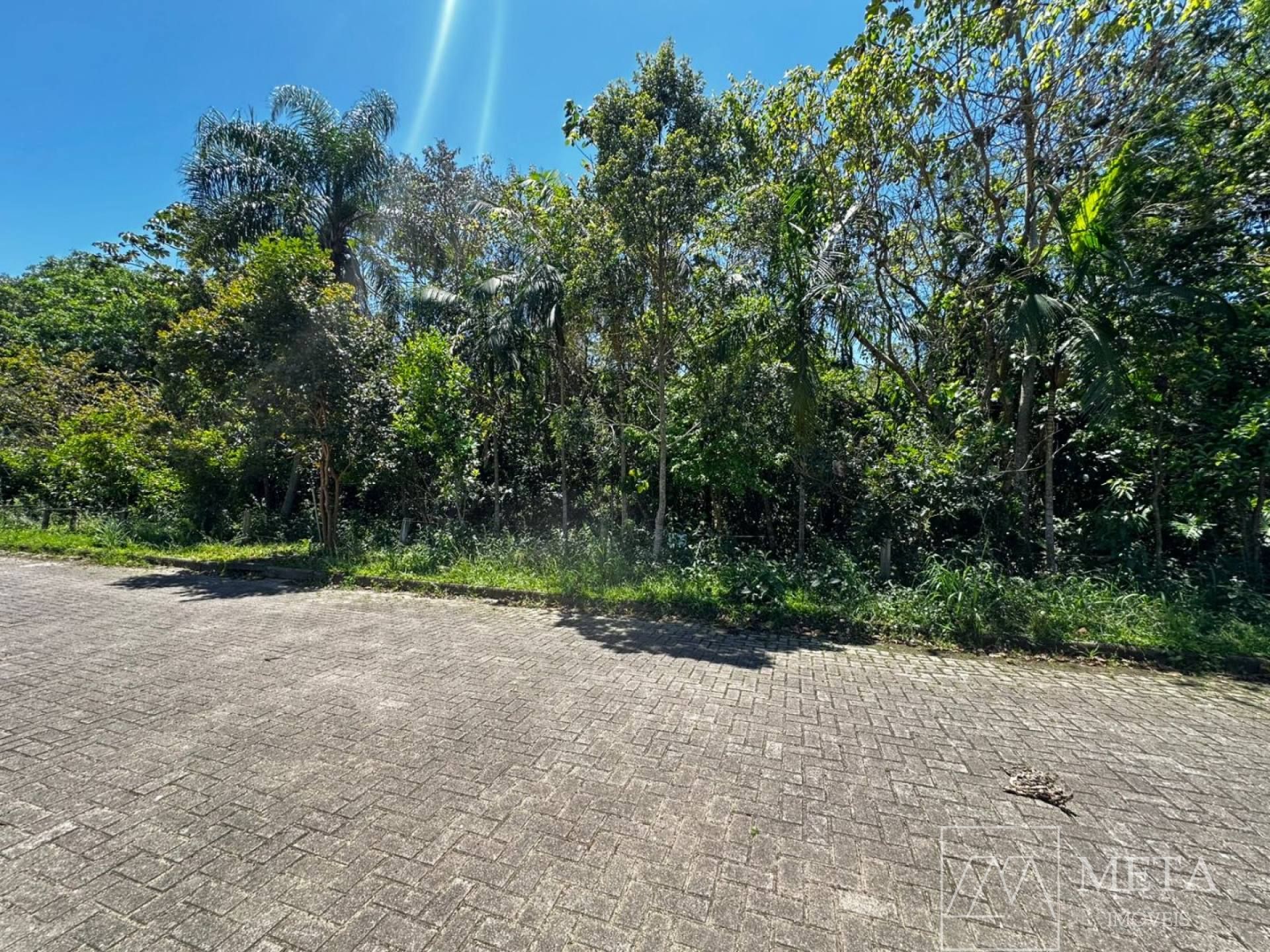 Terreno de 360 m² no Sertão do Maruim - São José/SC