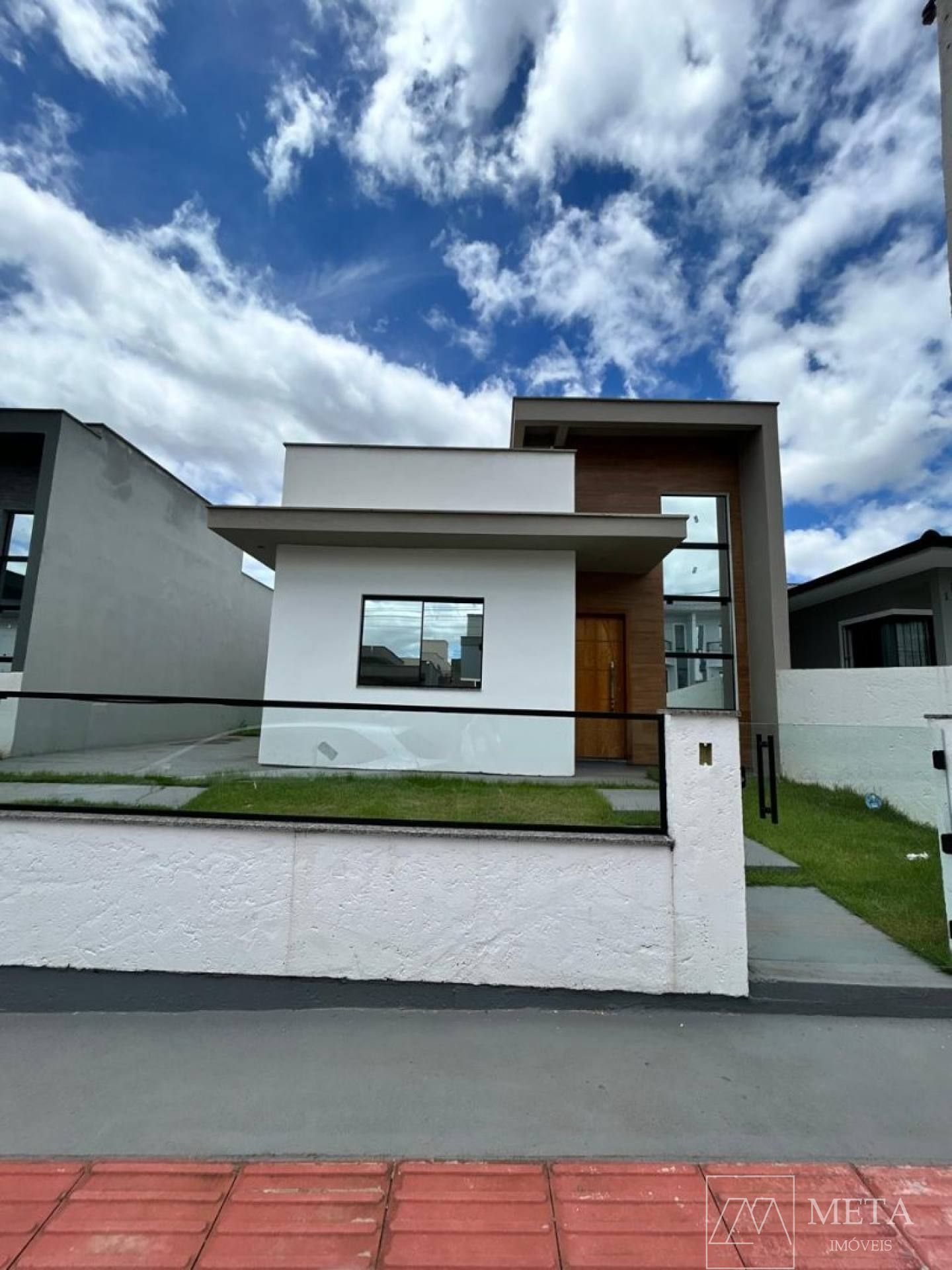 Casa de 3 dormitórios no Loteamento Vale Verde - Palhoça