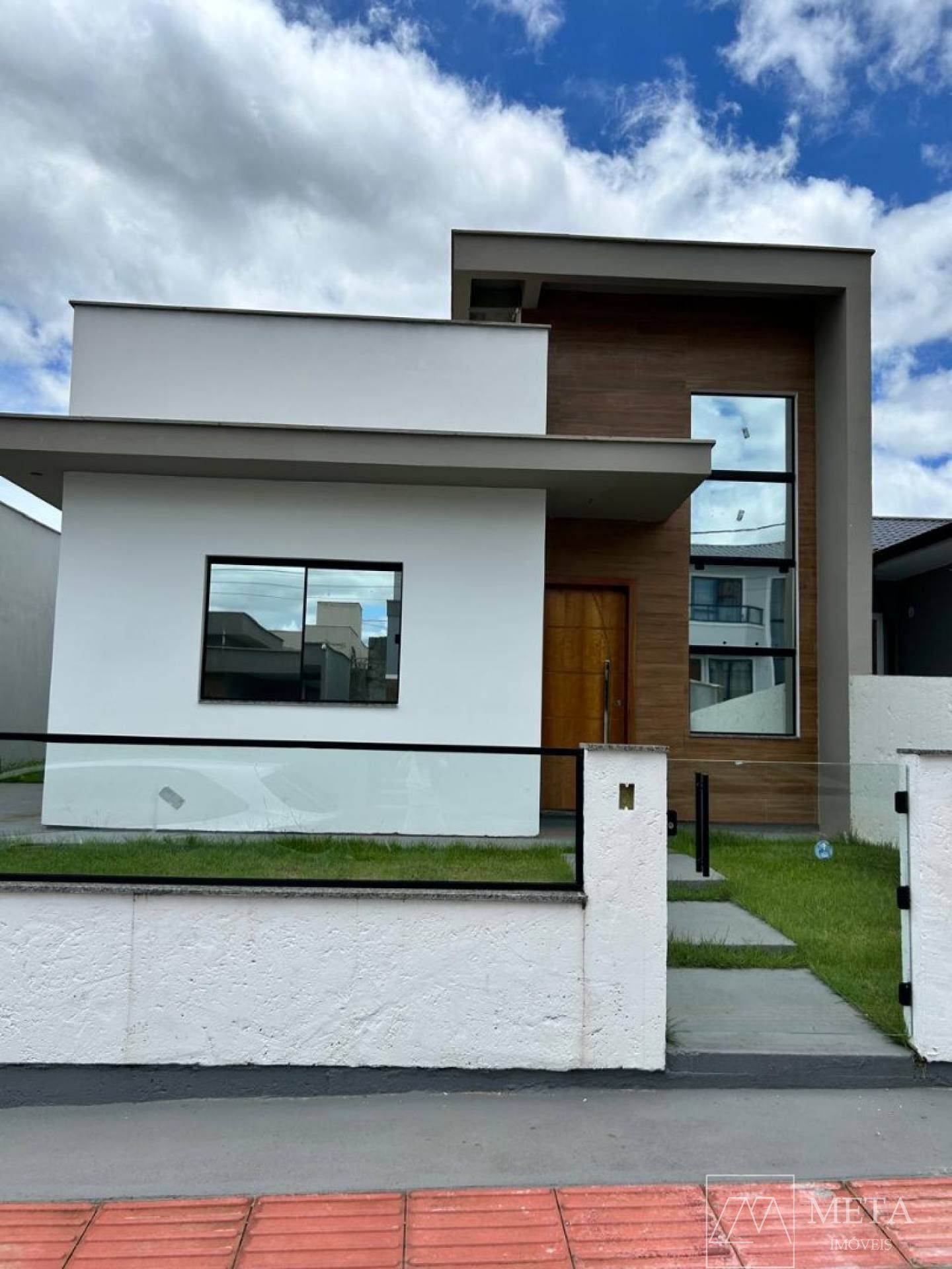 Casa de 3 dormitórios no Loteamento Vale Verde - Palhoça