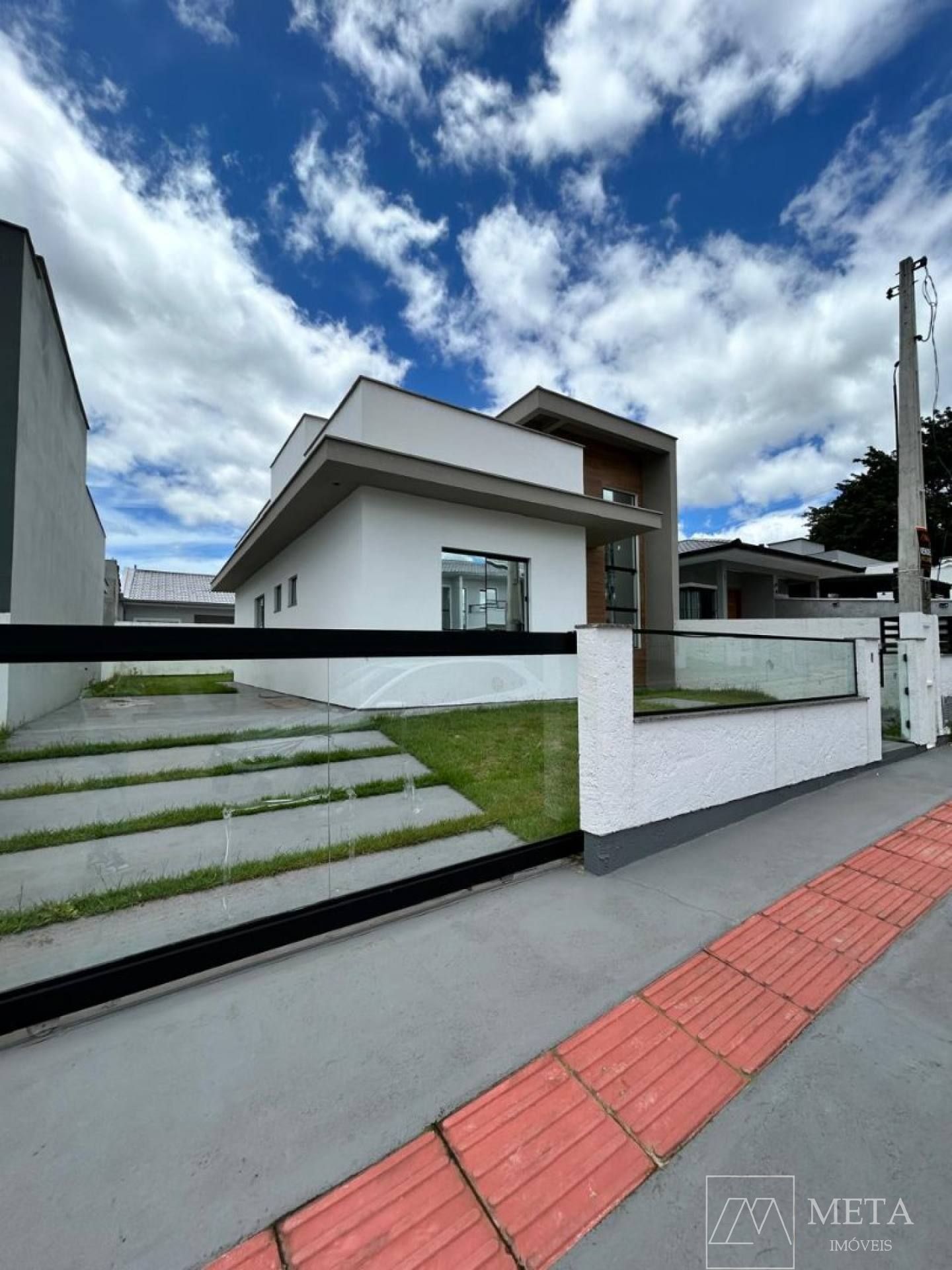Casa de 3 dormitórios no Loteamento Vale Verde - Palhoça