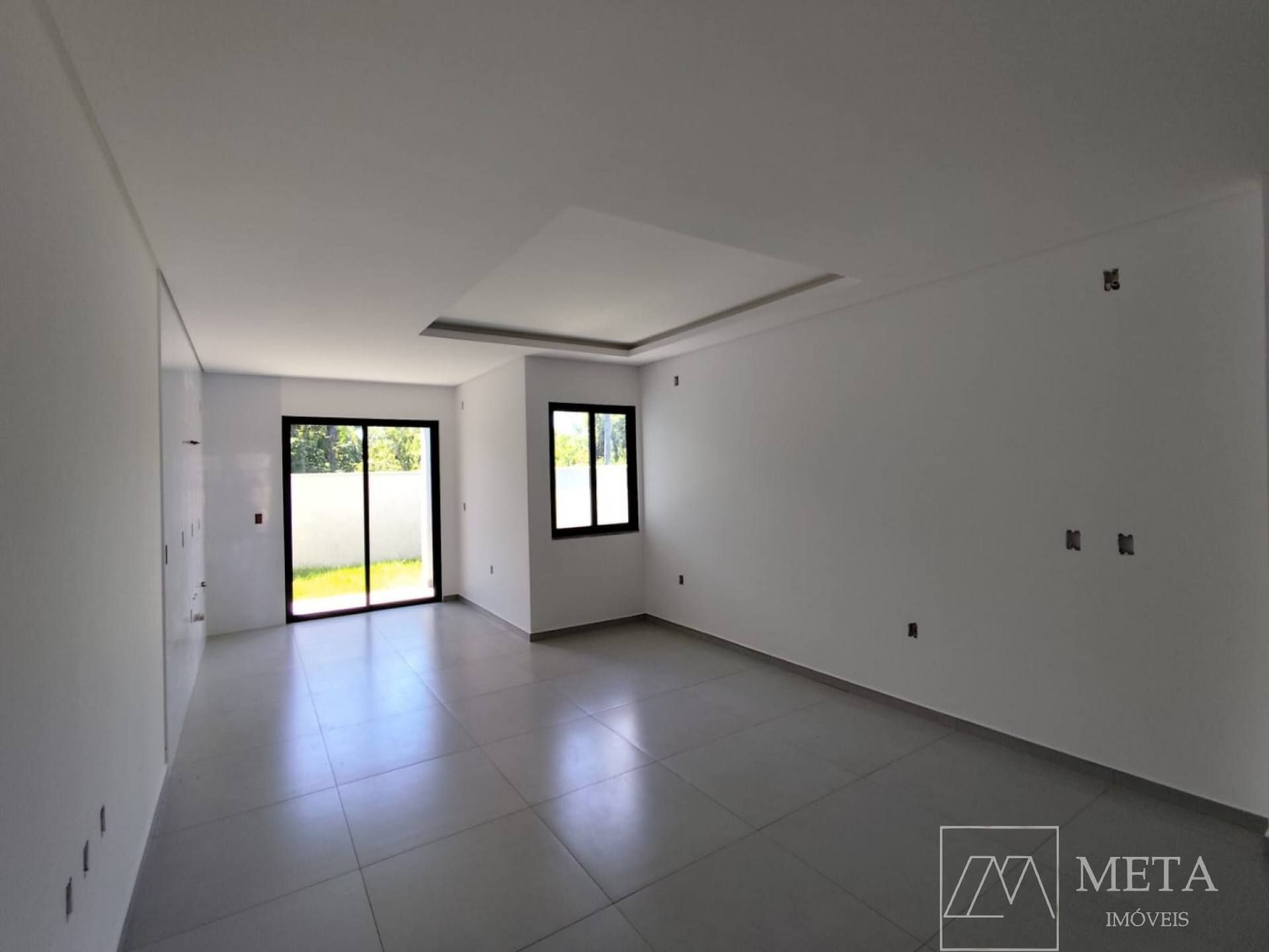 Sobrado de 3 dormitorios (1 suíte) em Forquilhas - São José/SC