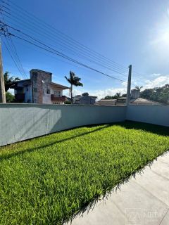 Sobrado no bairro Forquilhas em São José