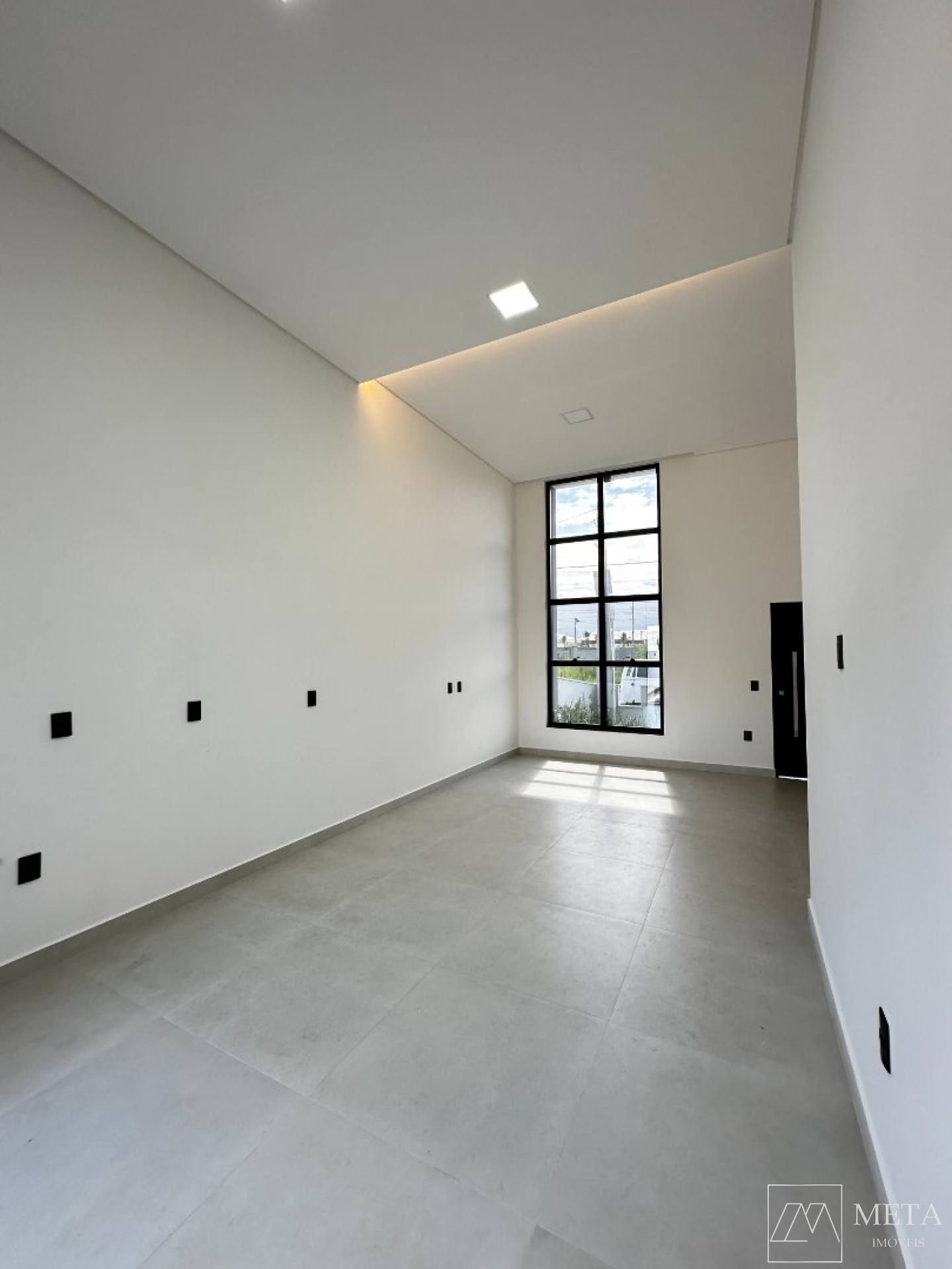 Casa Alto Padrão com 3 dormitórios (1 suíte) em Bela Vista - Palhoça/SC