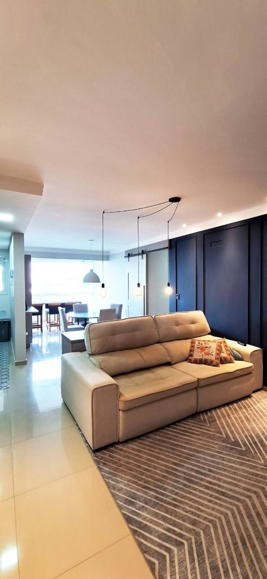 Apartamento de 3 dormitórios, sendo uma suíte no Centro de Biguaçu