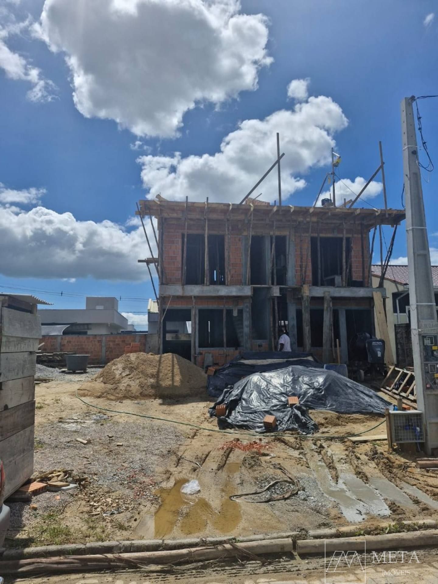 Sobrado de 2 dormitórios na Bela Vista - Palhoça/SC