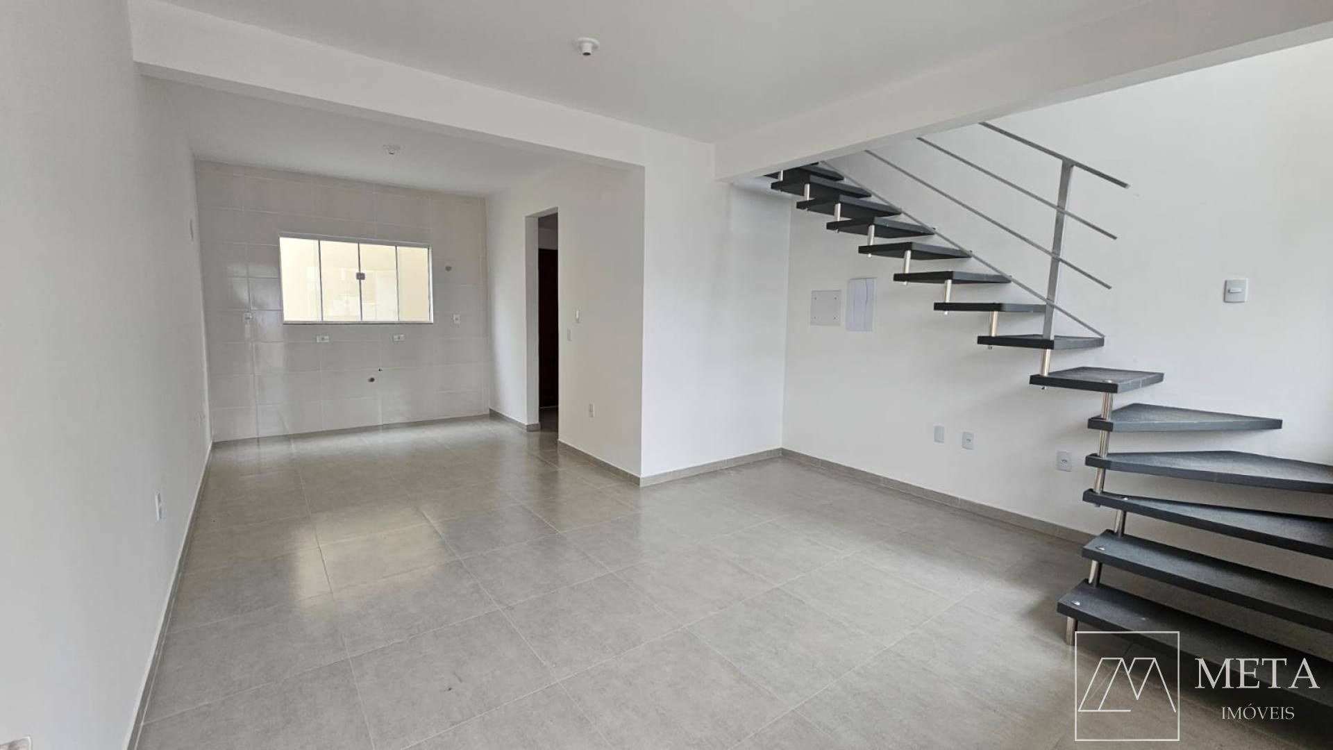 Sobrado de 2 dormitórios em Bela Vista - Palhoça/SC